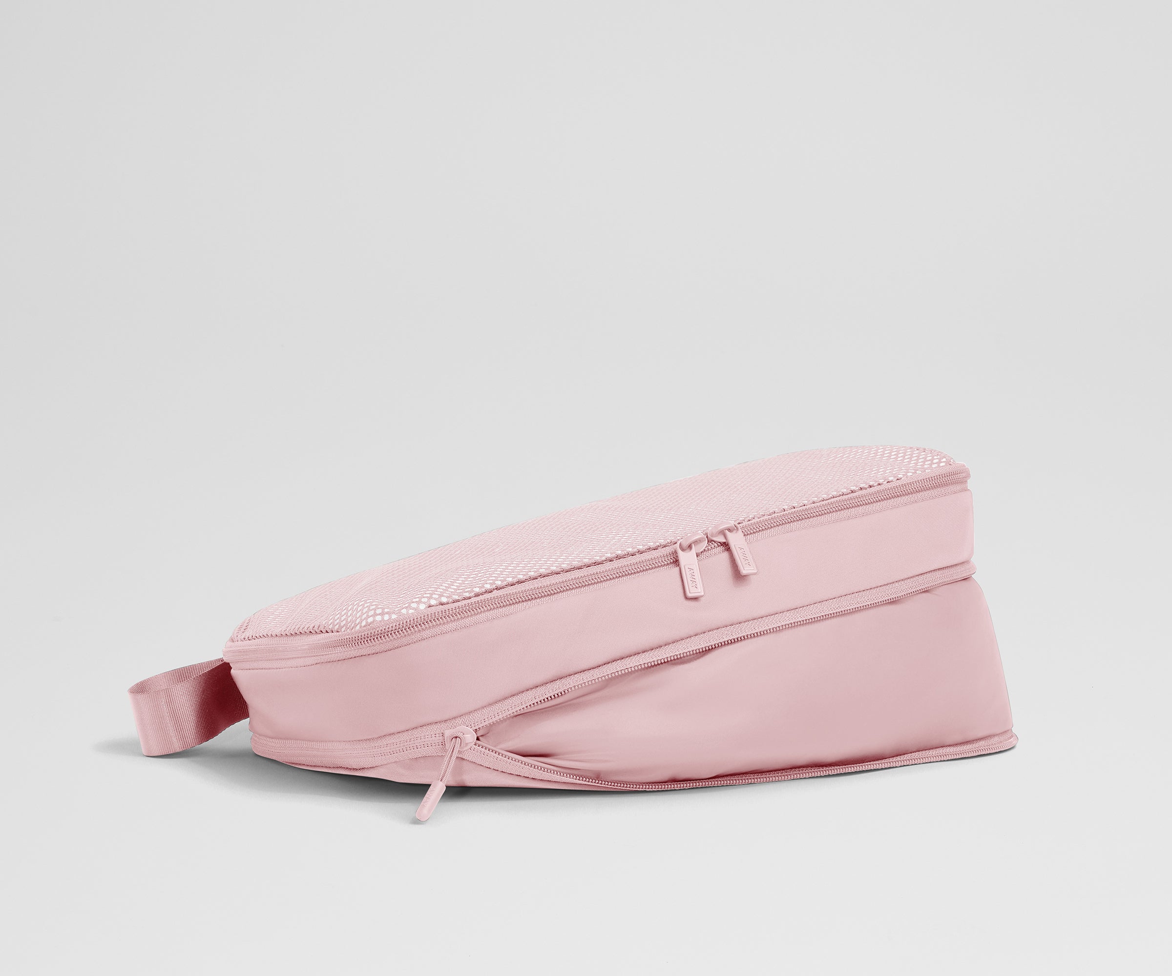 Compression Packing Cubes in Blush Pink - Image 2